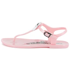 Buckled sandals with badge