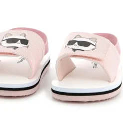 Light hook-and-loop sandals